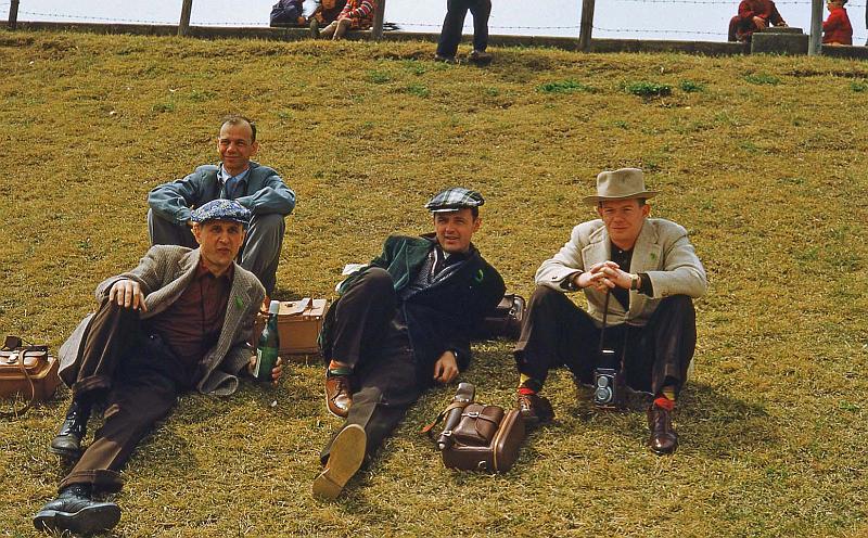 1953 Japan 136 Sakura Day 1953.jpg